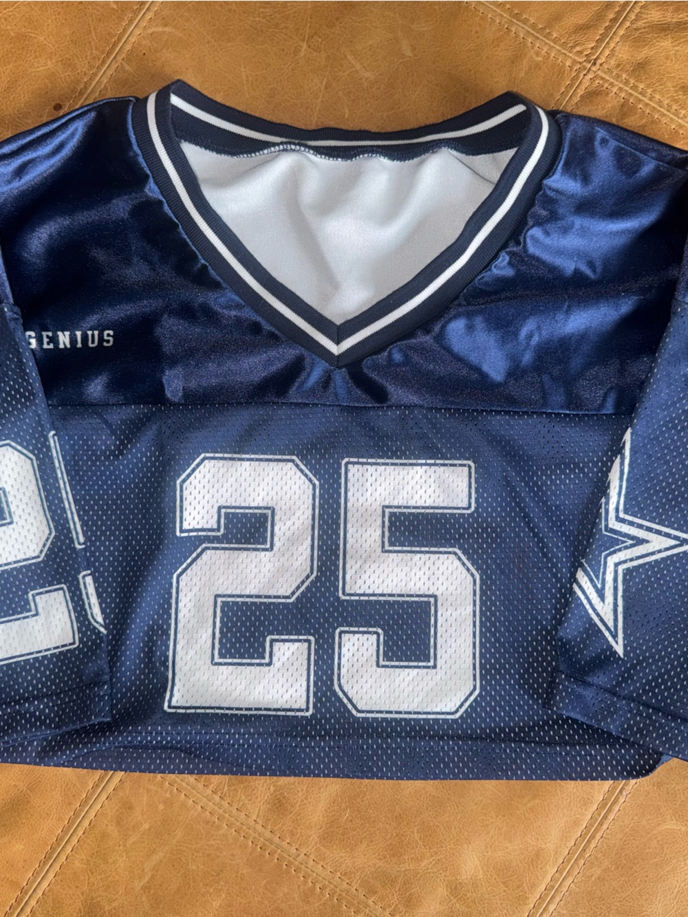 Dallas Cowboys Football Unofficial Graphic Jersey Tee Size Small Worn Once